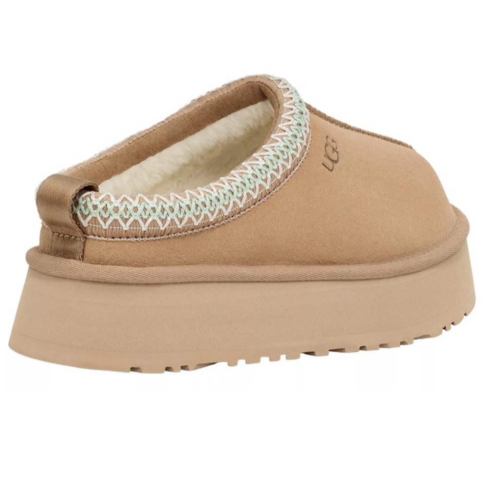 UGG Tazz Platform Slippers- Sand - New- Size 7 US Woman’s